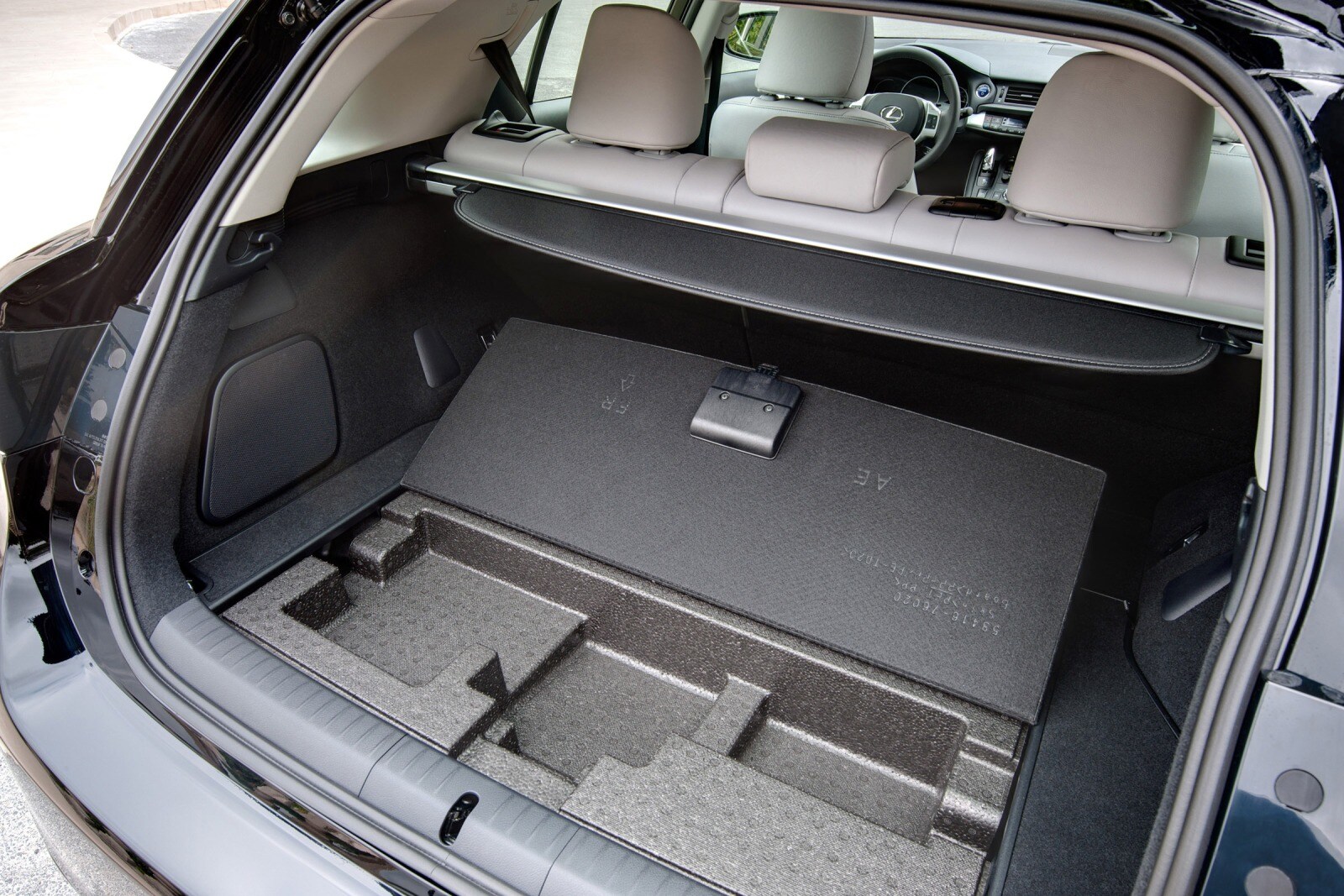 2012 Lexus CT 200h interior CARGO
