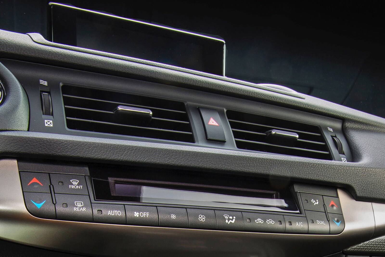 2016 Lexus CT 200h interior CC