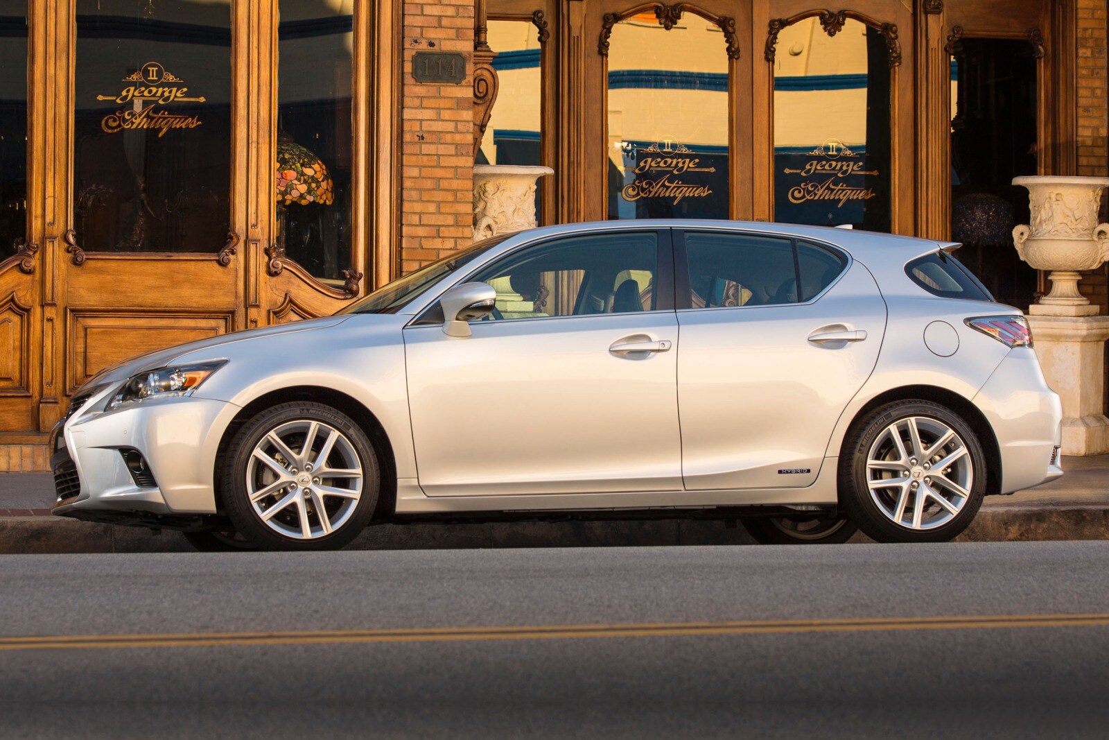 2016 Lexus CT 200h exterior F
