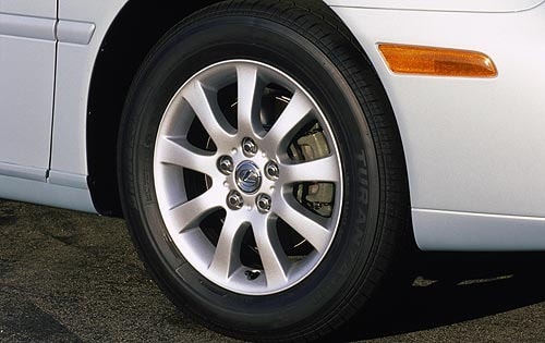 2002 Lexus ES 300 exterior W