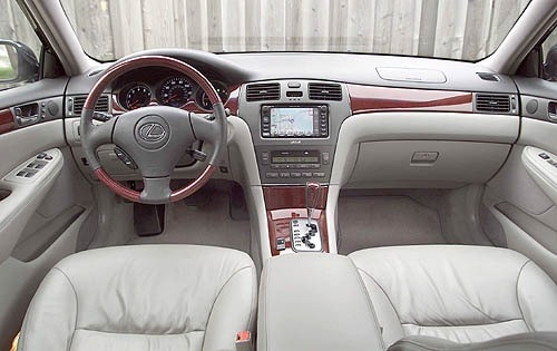 2004 Lexus ES 330 interior I