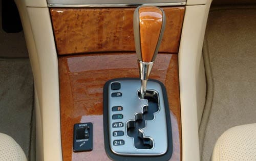 2005 Lexus ES 330 interior CC