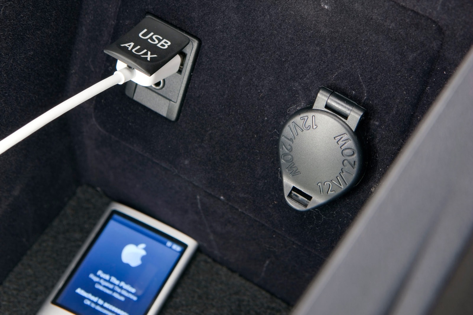 2010 Lexus ES 350 interior DETAIL