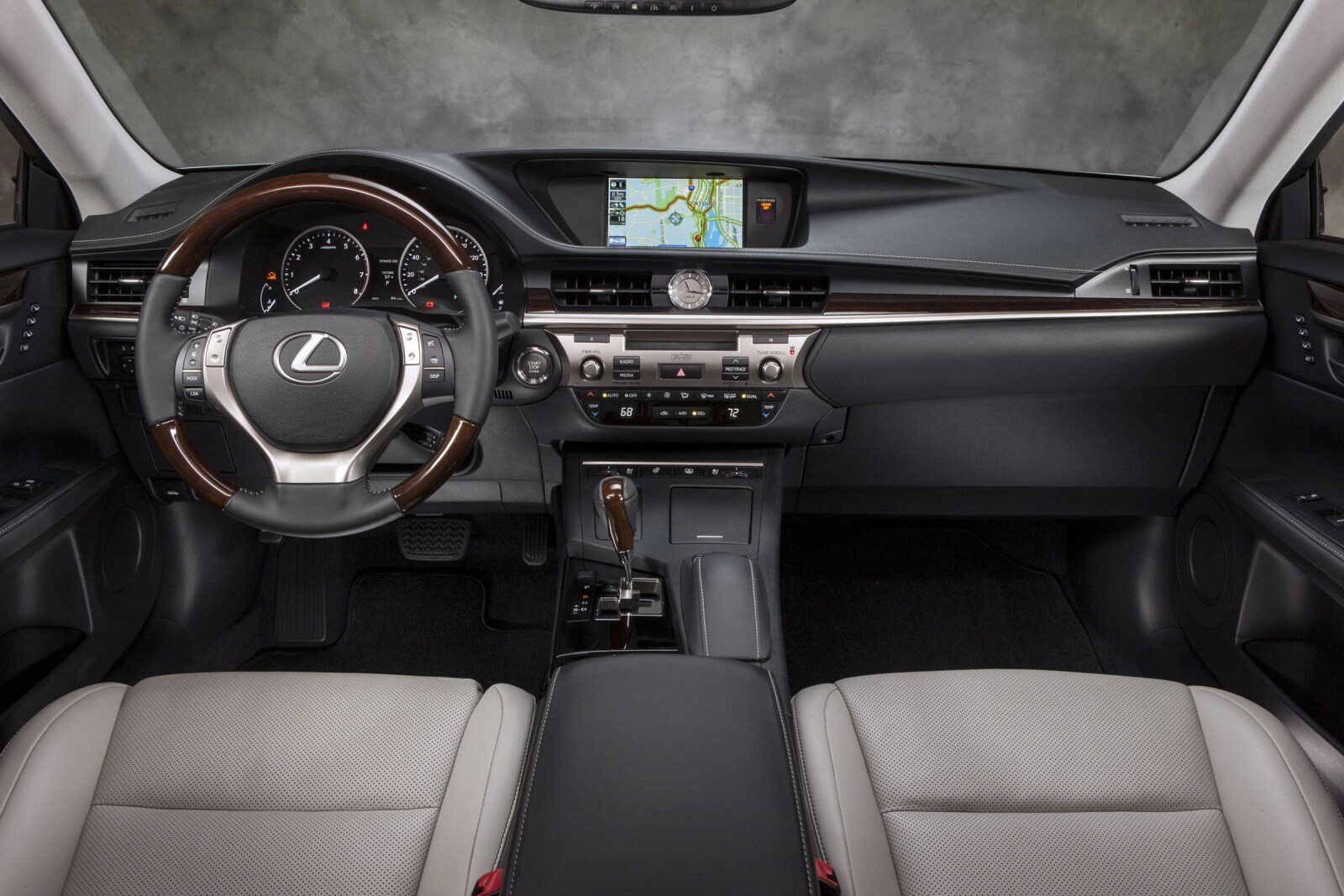 2013 Lexus ES 350 interior D