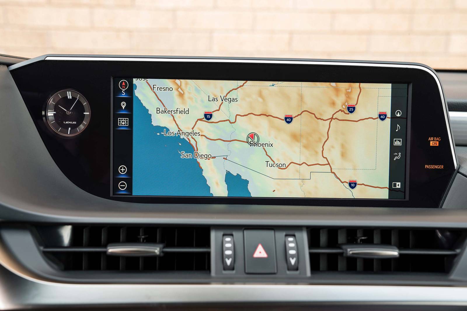 2019 Lexus Es interior NAVSYS