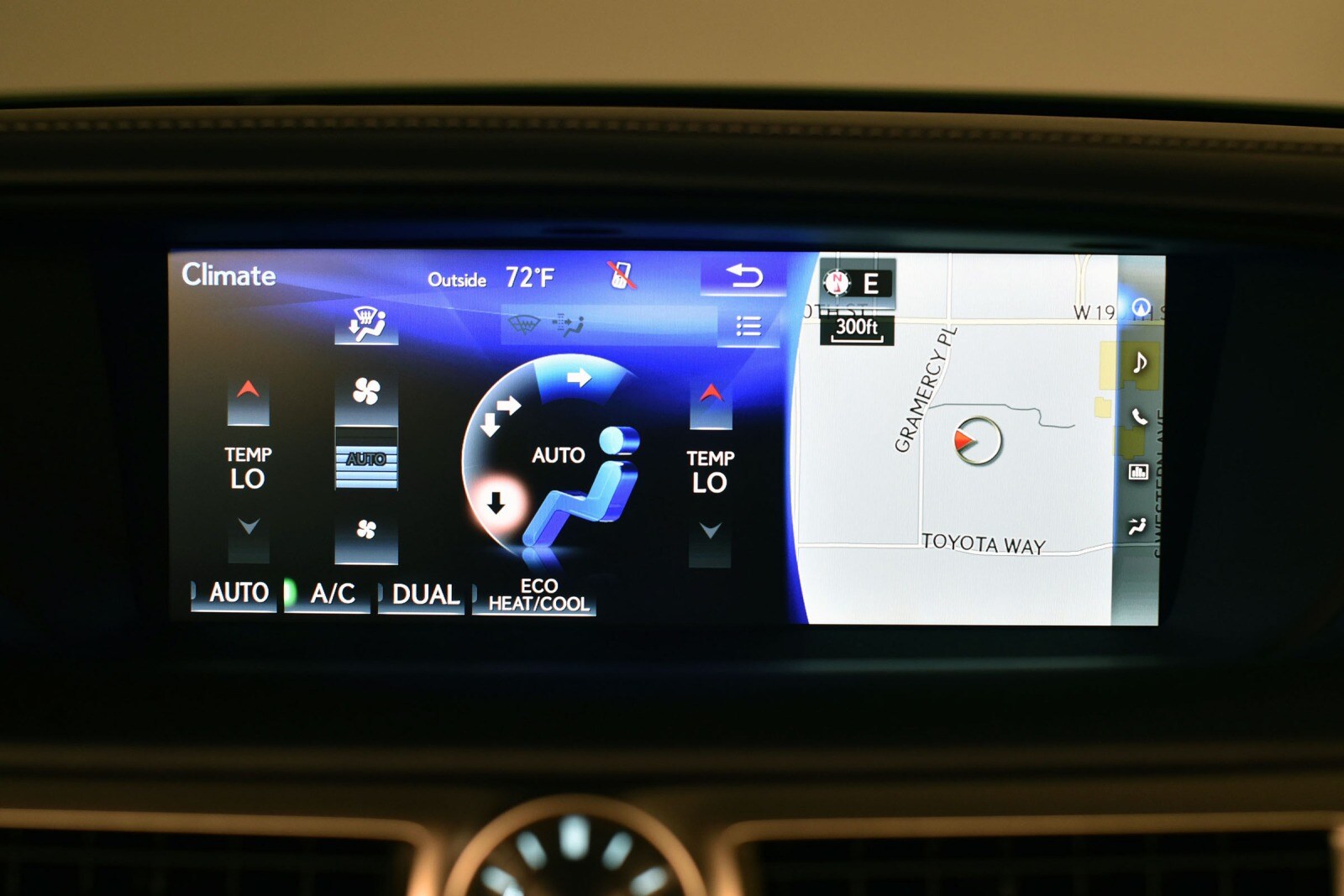 2016 Lexus GS 200t interior CC