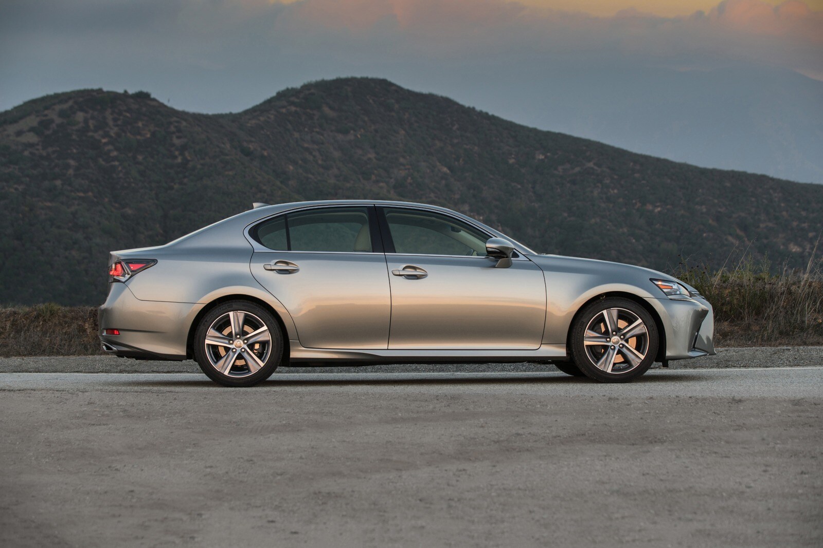 2017 Lexus GS 200t Sedan Exterior Shown