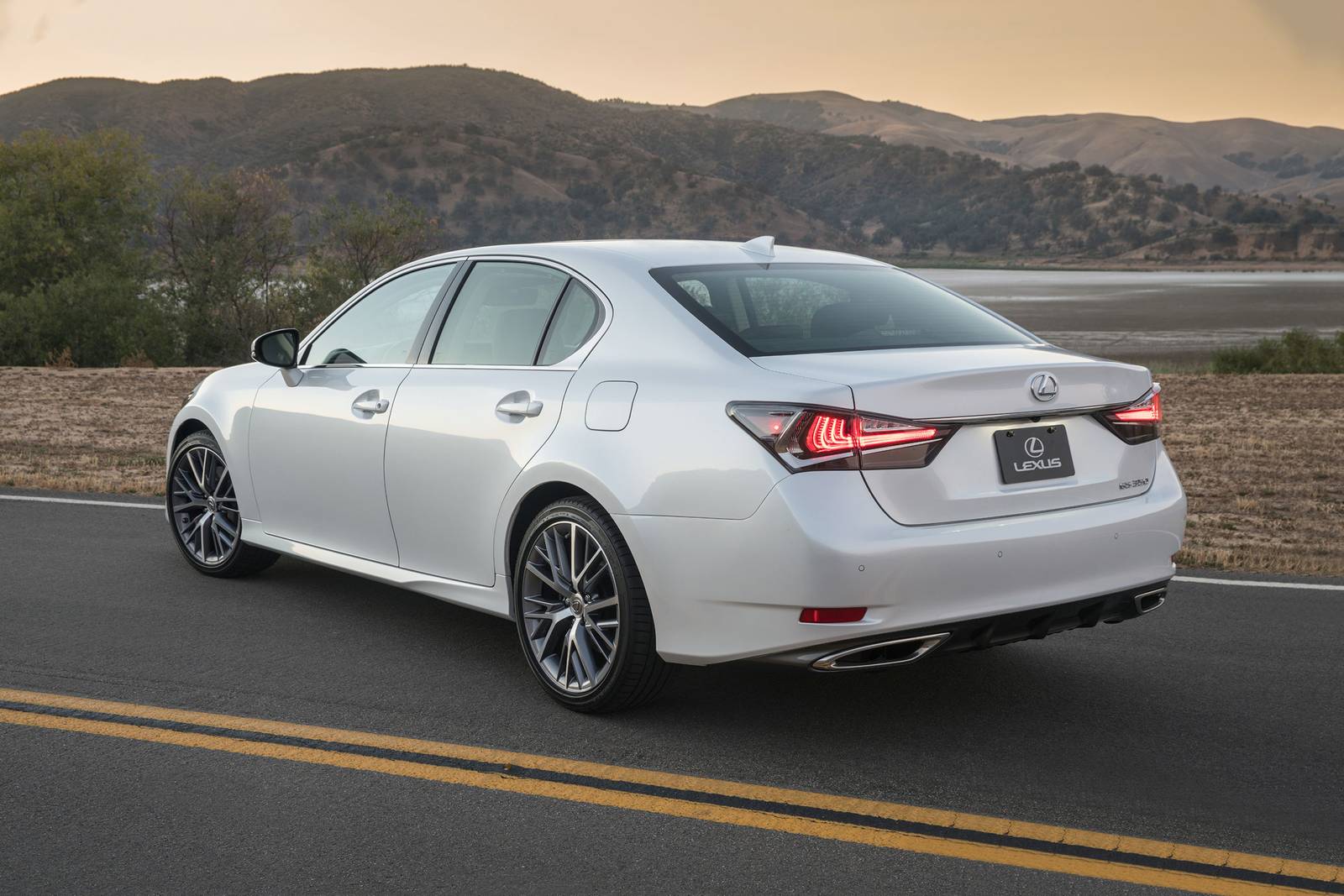 2020 Lexus GS 350 exterior F