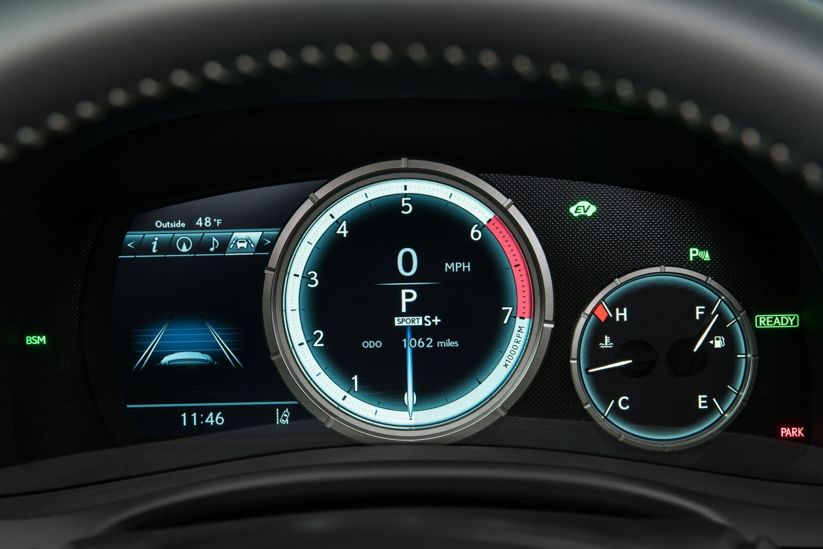 2017 Lexus GS 450h interior G