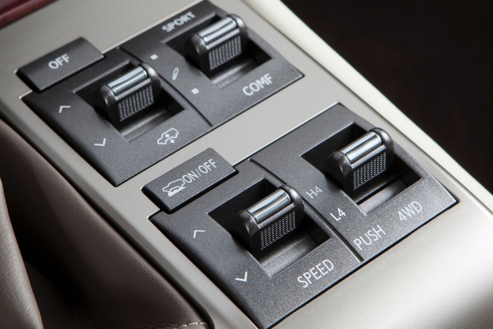 2010 Lexus GX 460 interior DETAIL