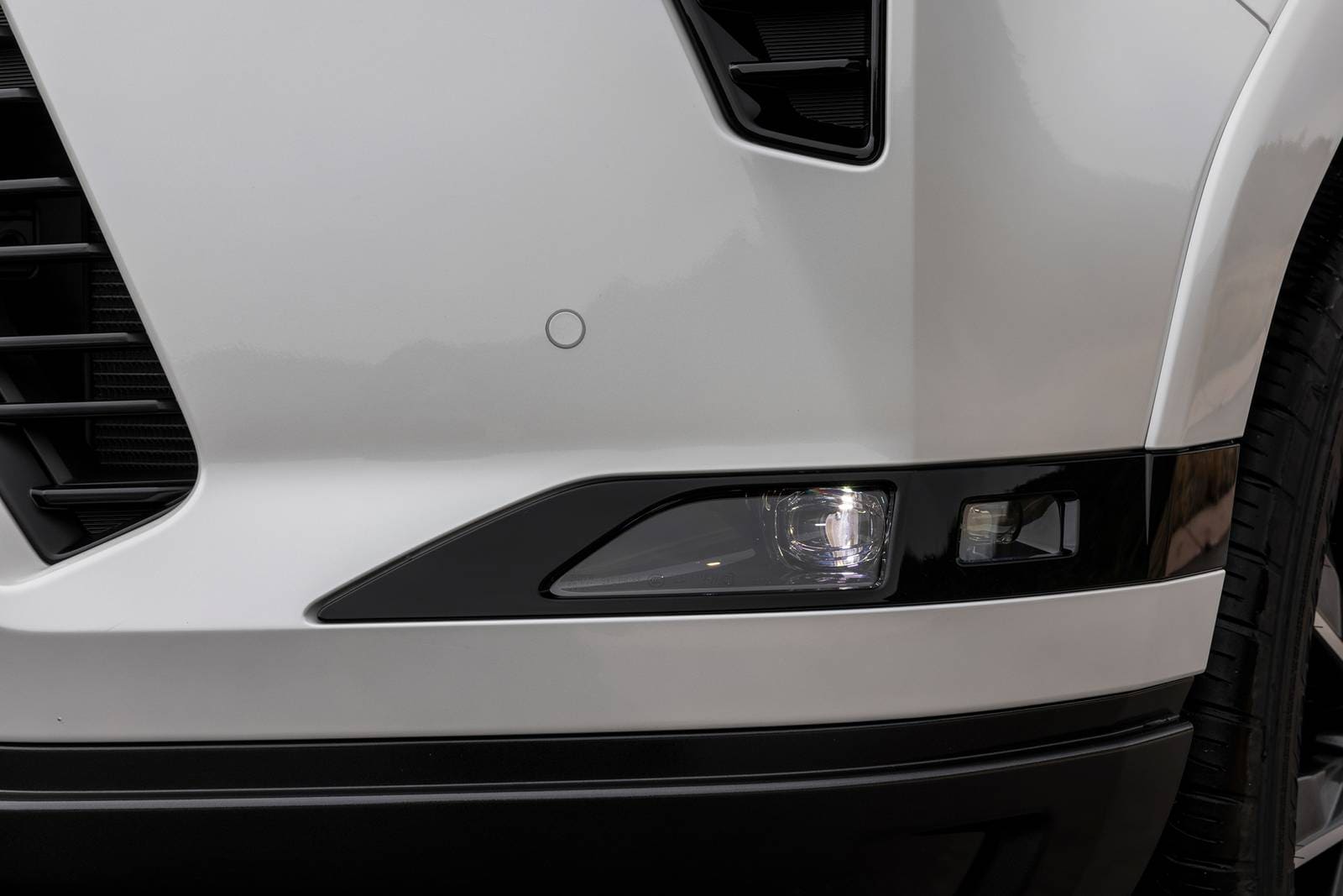 2025 Lexus Gx exterior FOG