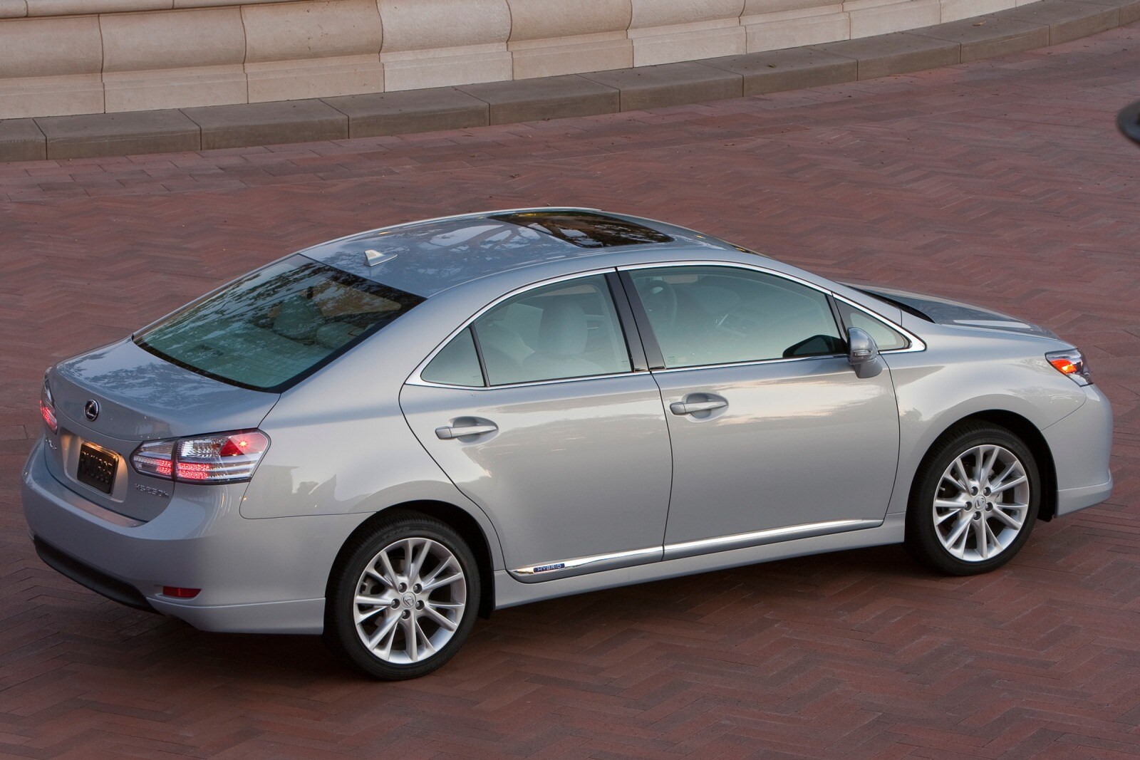 2010 Lexus HS 250h Premium Sedan Exterior