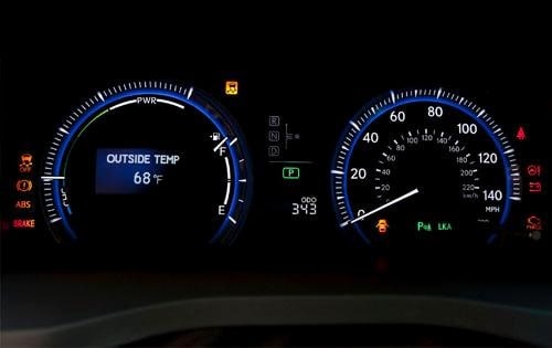 2011 Lexus HS 250h interior G