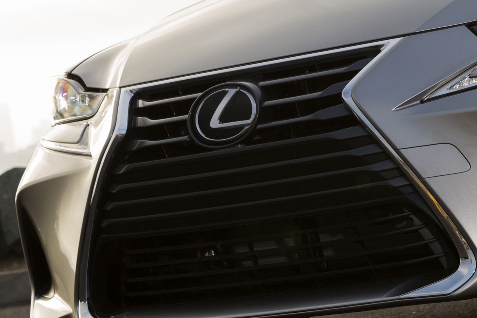 2017 Lexus Is exterior FBDG