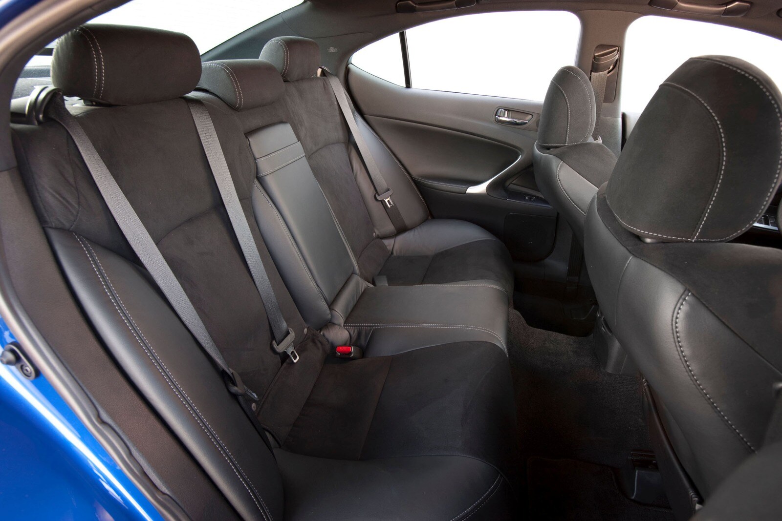 2013 Lexus Is interior RI