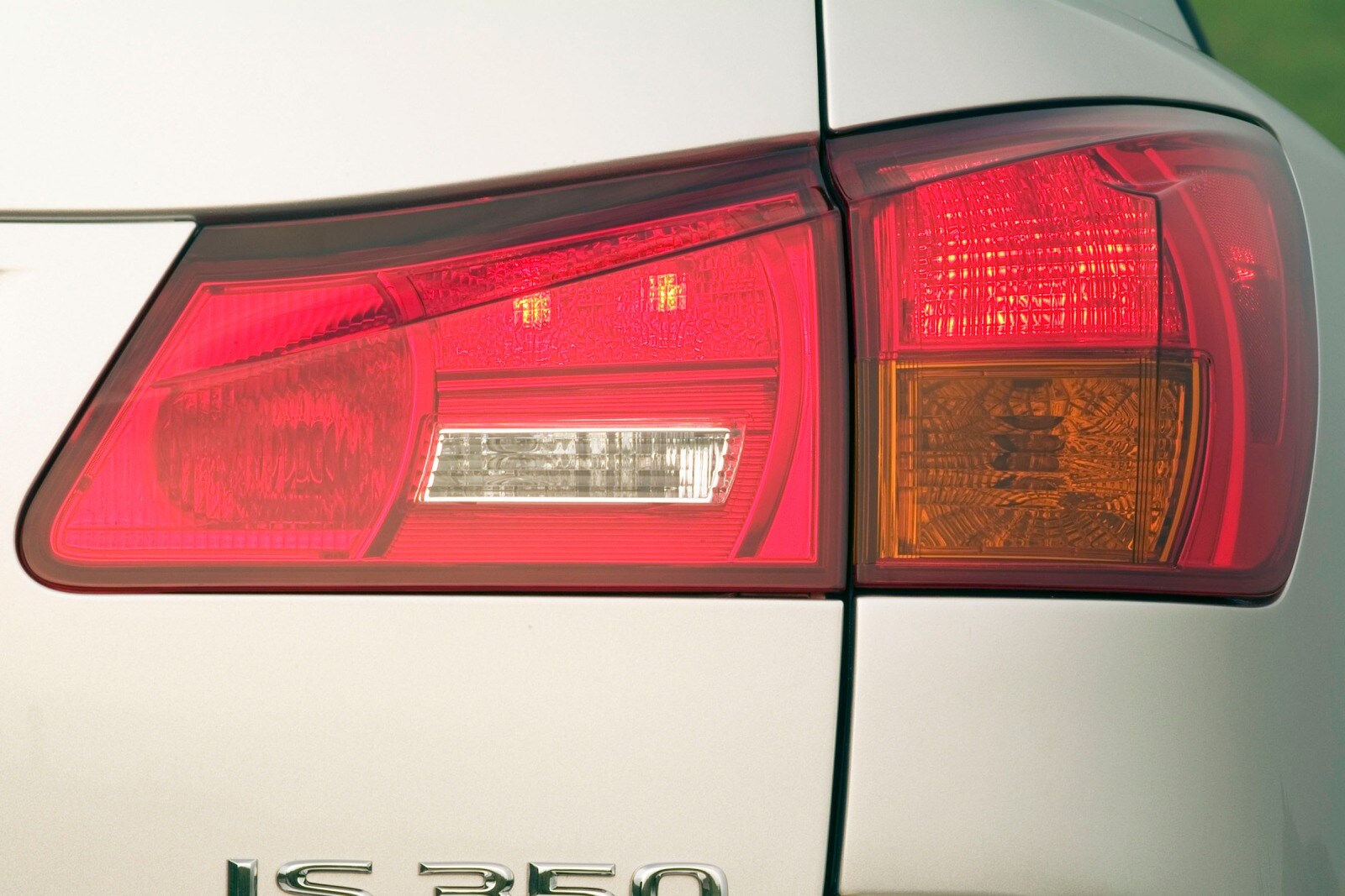 2007 Lexus IS 350 exterior EDETAIL