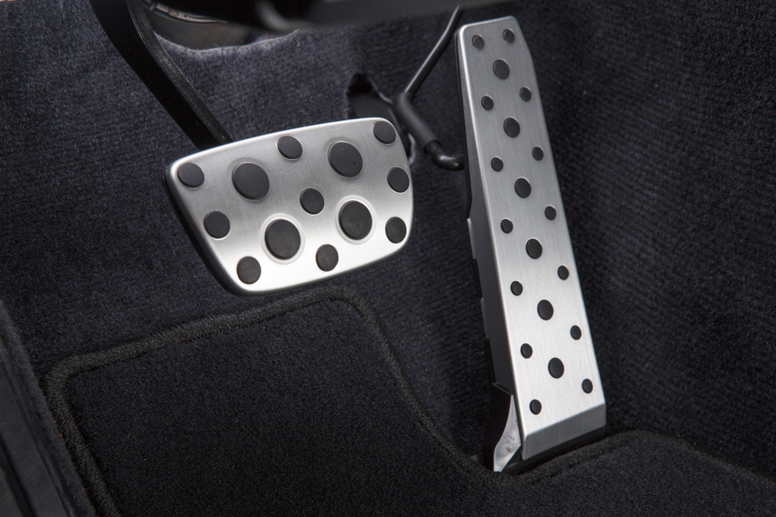 2014 Lexus IS 250 front safety DETAIL