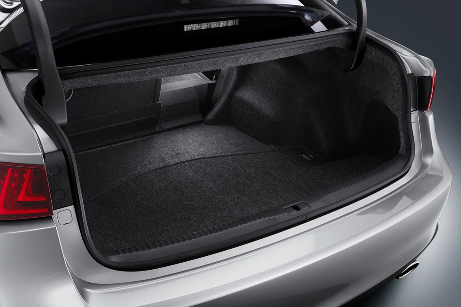 2016 Lexus IS 350 interior CARGO