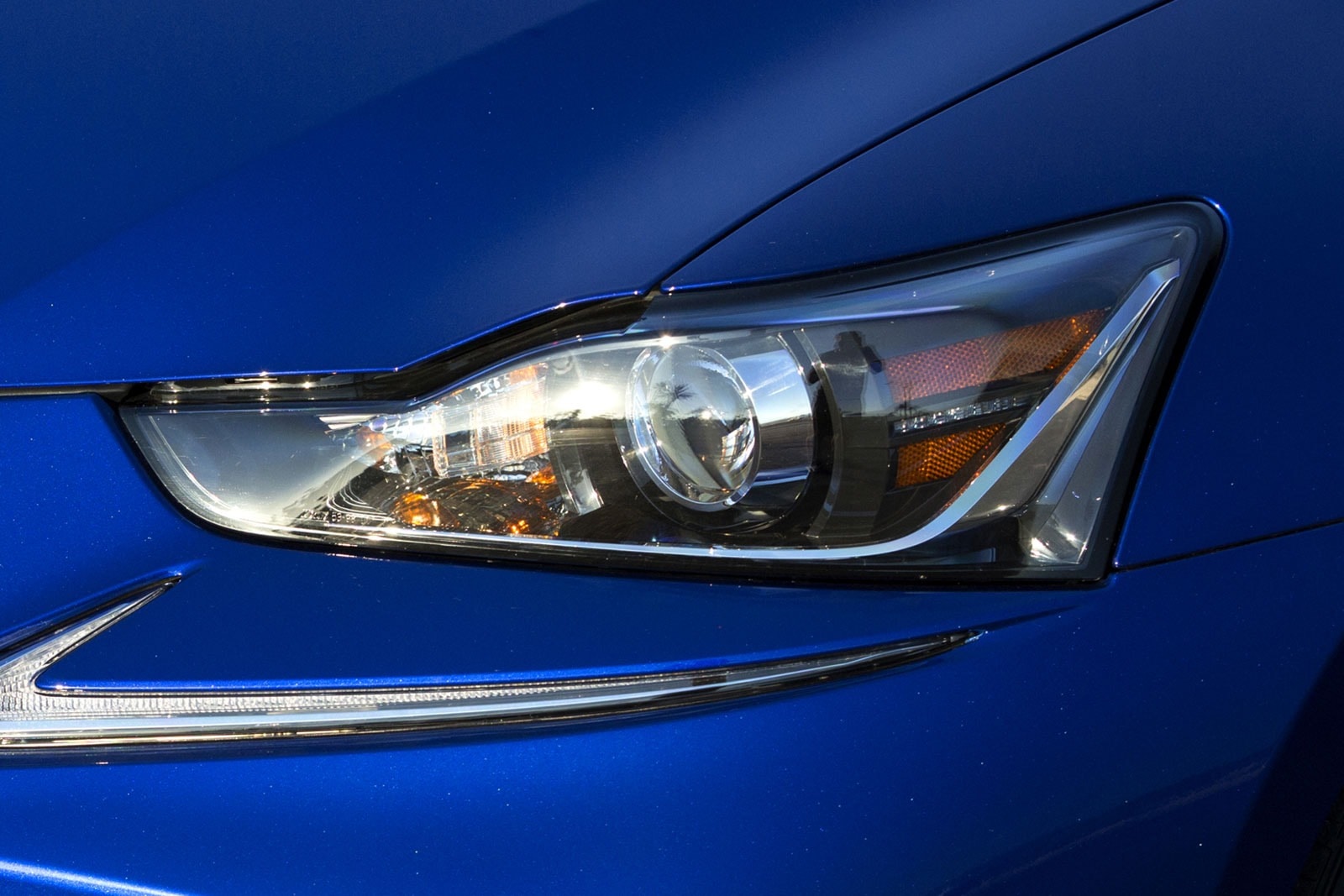 2017 Lexus Is exterior EDETAIL