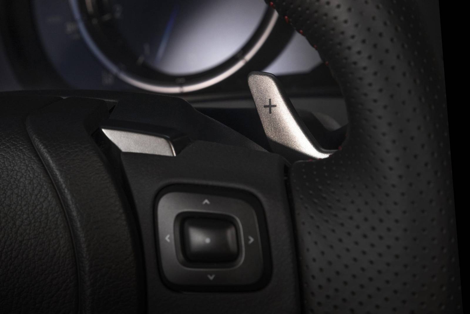 2022 Lexus Is interior DETAIL
