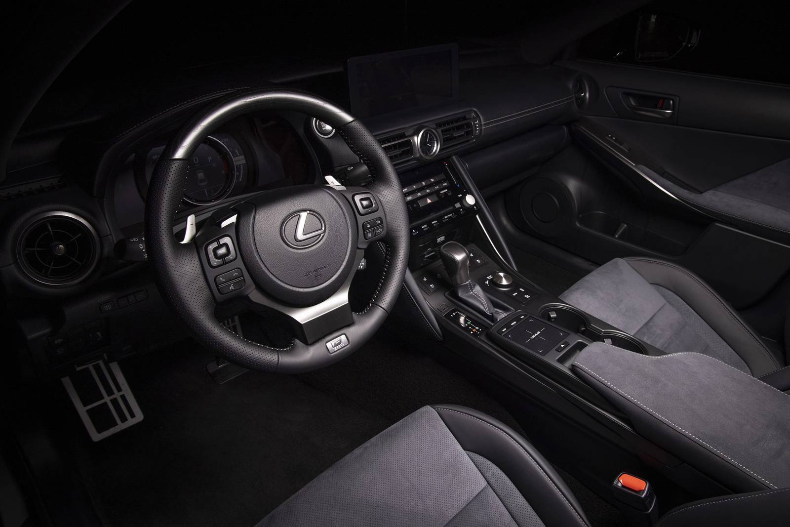 2022 Lexus Is interior SWD