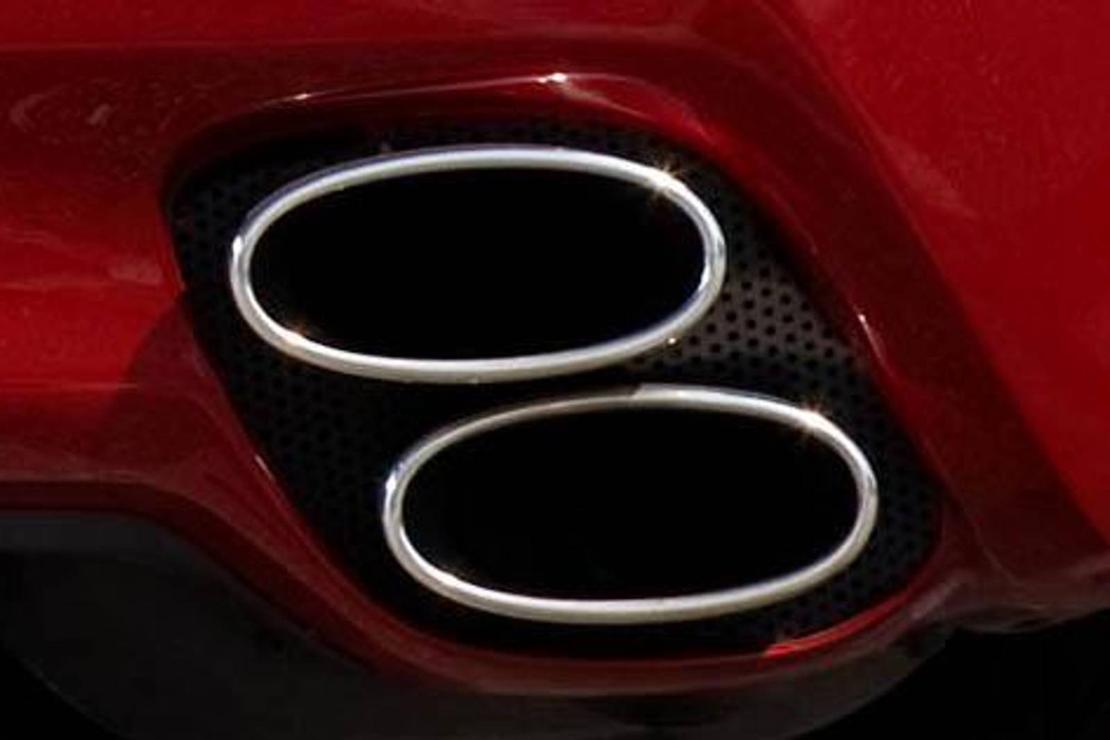 2012 Lexus IS F exterior EDETAIL