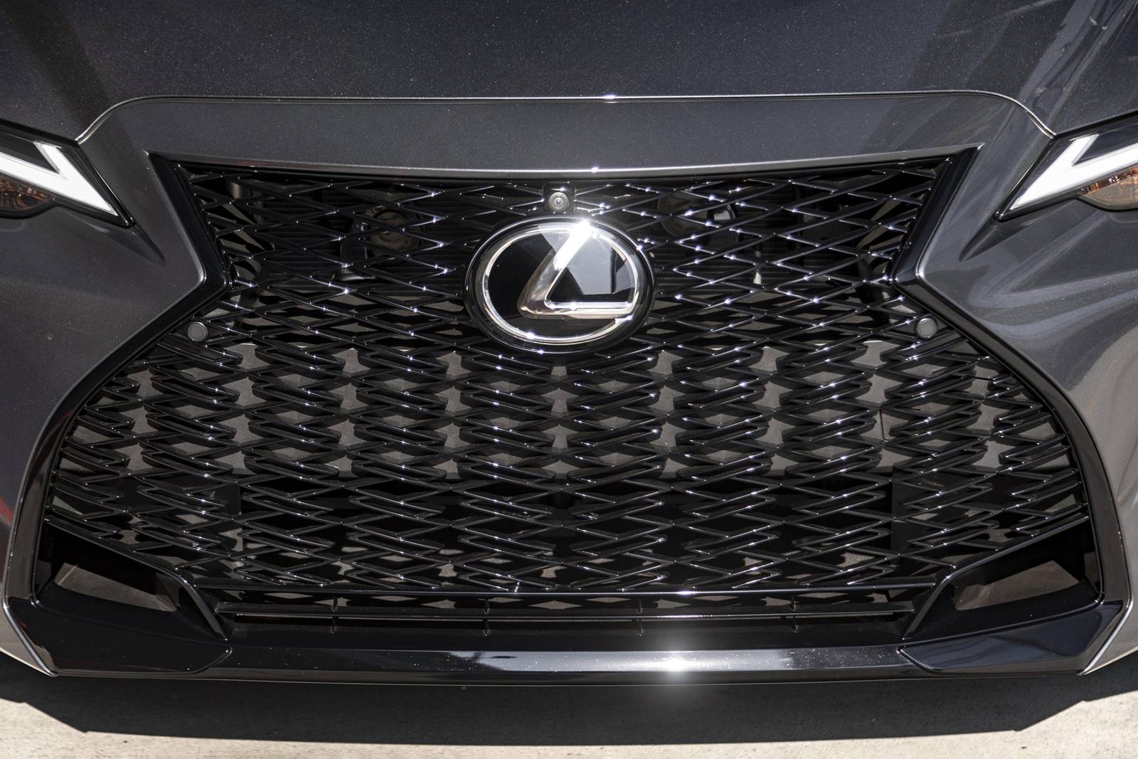 2025 Lexus Is exterior FBDG
