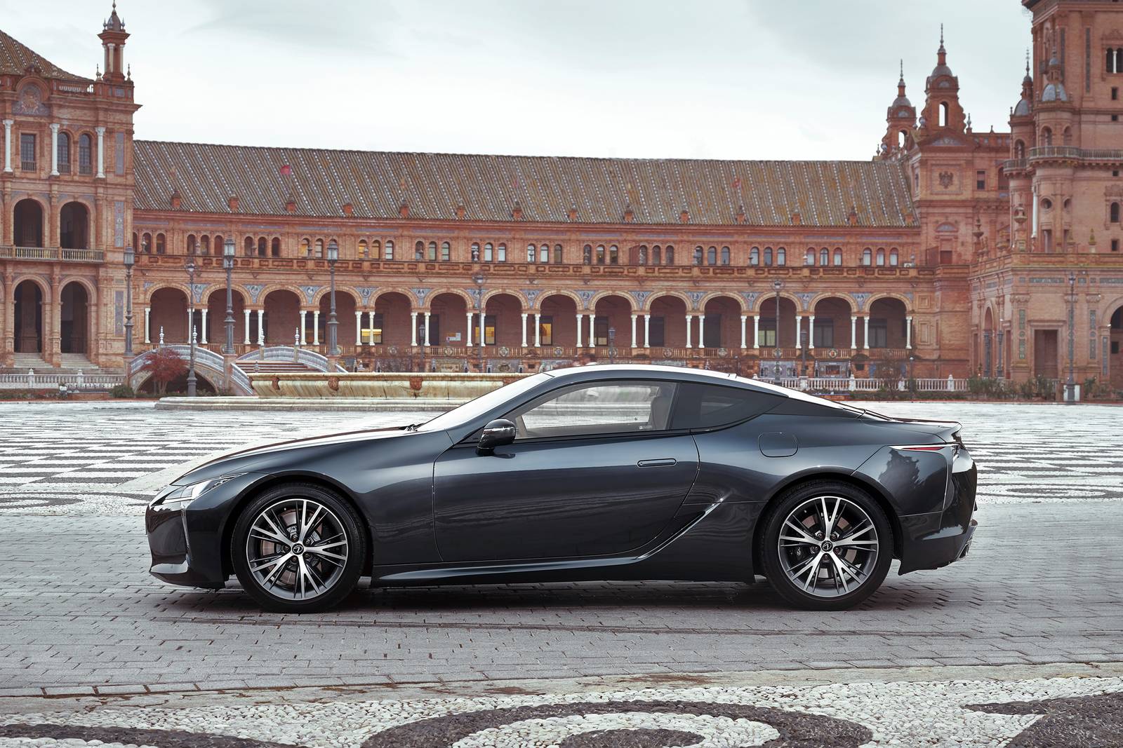 Lexus LC 500 Coupe Profile