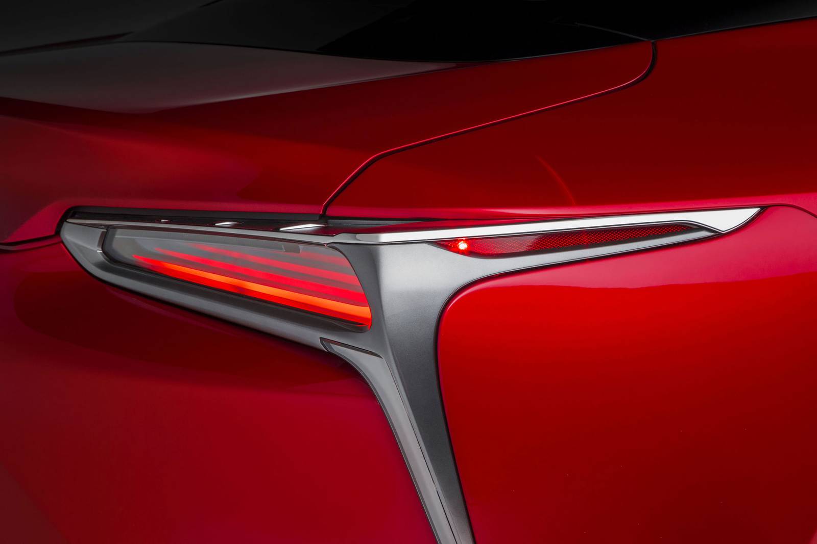 2022 Lexus Lc exterior EDETAIL