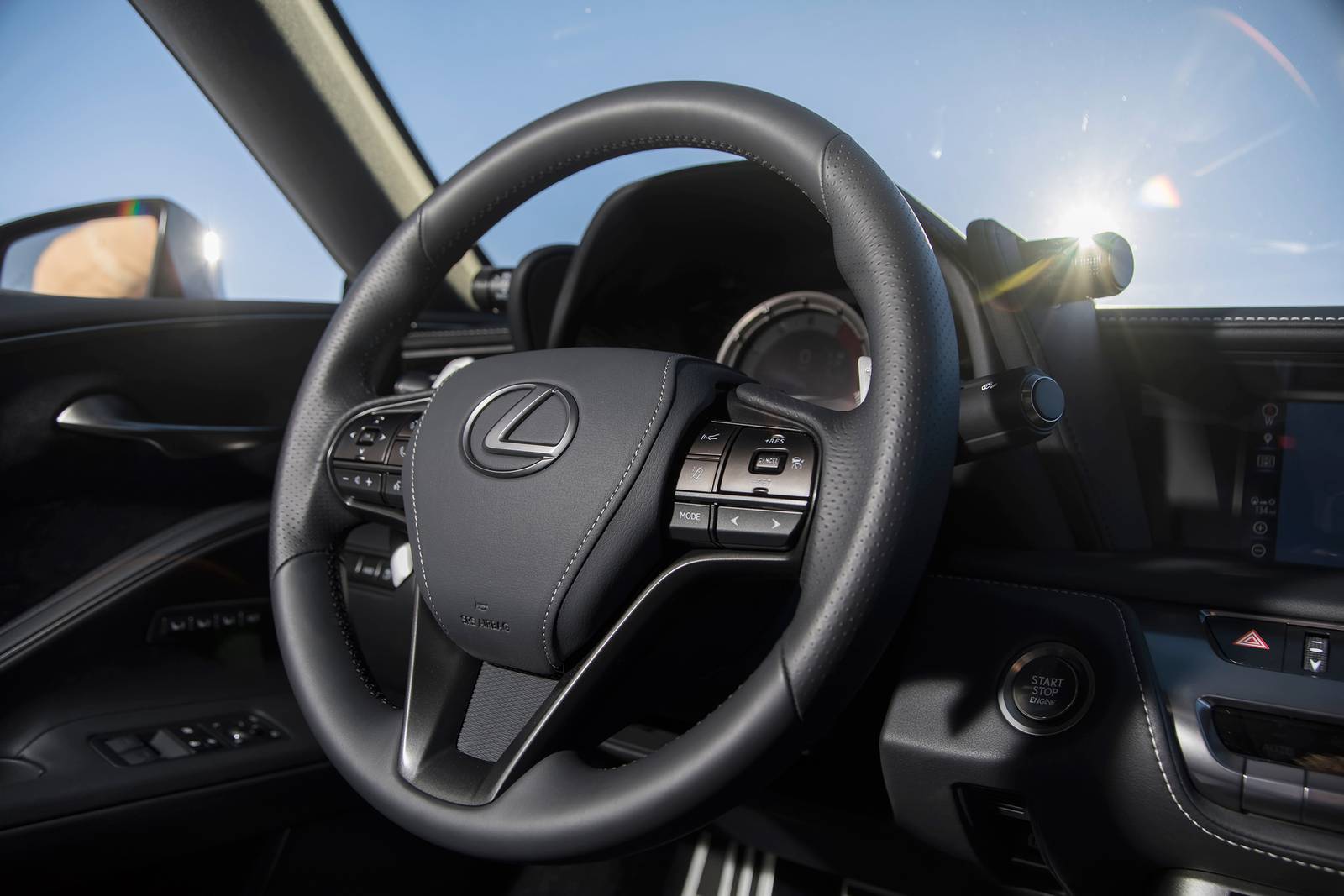 2022 Lexus Lc interior SWD