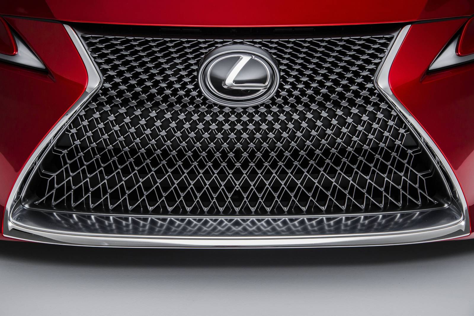 2018 Lexus LC 500h exterior FBDG