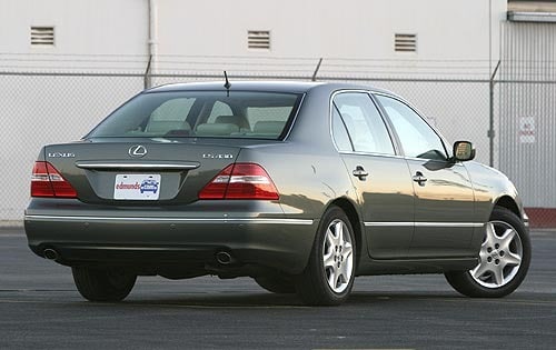 2004 Lexus LS 430 4dr Sedan w/Ultra Luxury Package