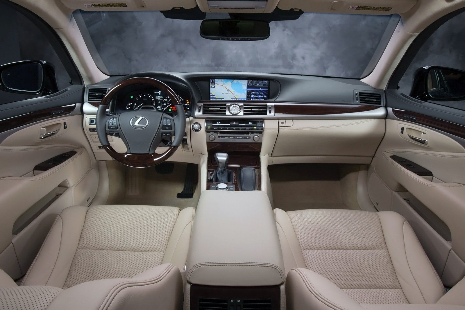 2017 Lexus LS 460 interior D