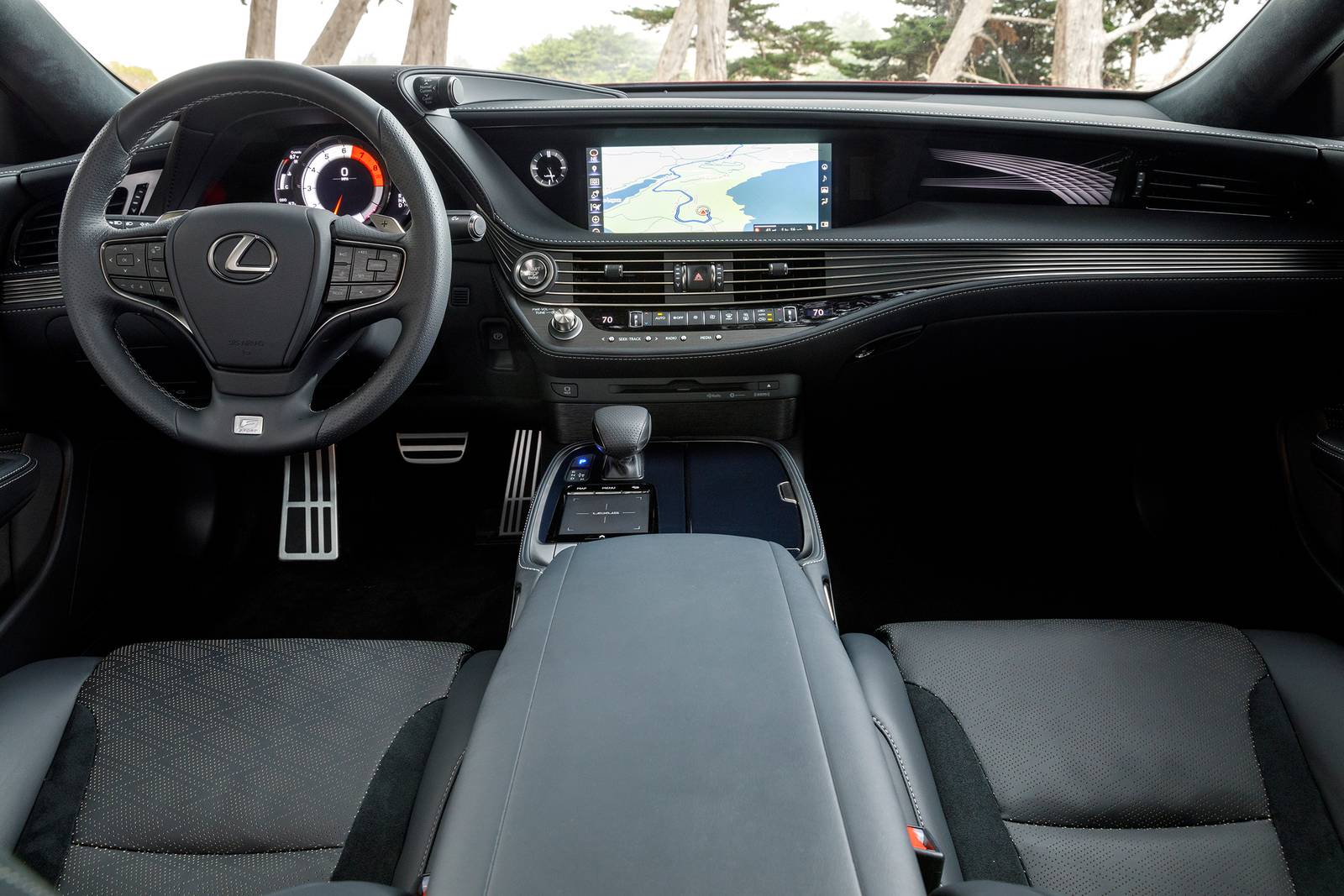 2018 Lexus LS 500 interior D