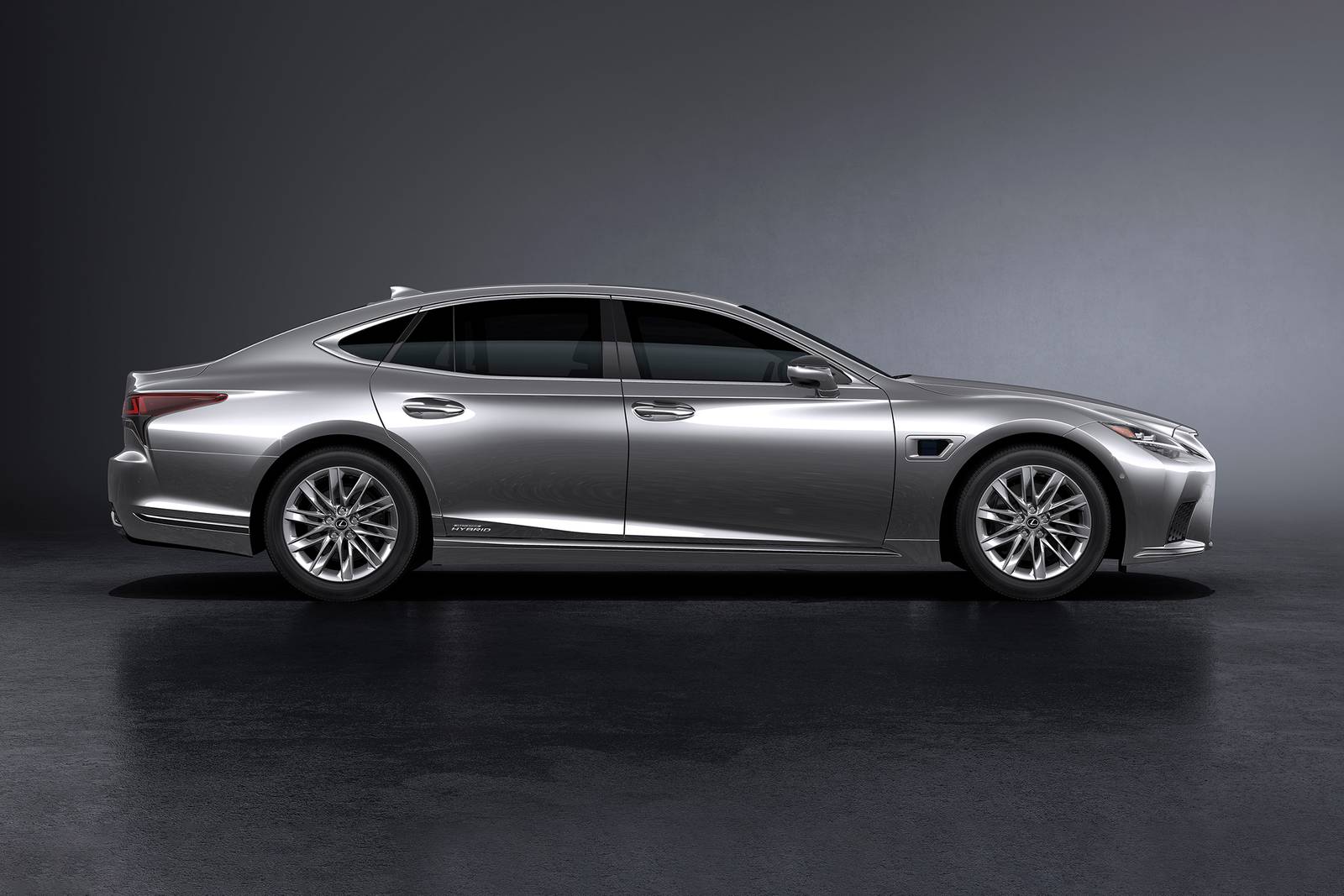 2023 Lexus LS 500h Sedan Profile