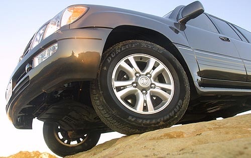 2004 Lexus LX 470 exterior W