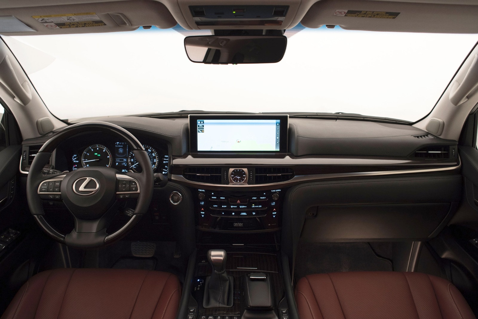 2016 Lexus LX 570 interior D