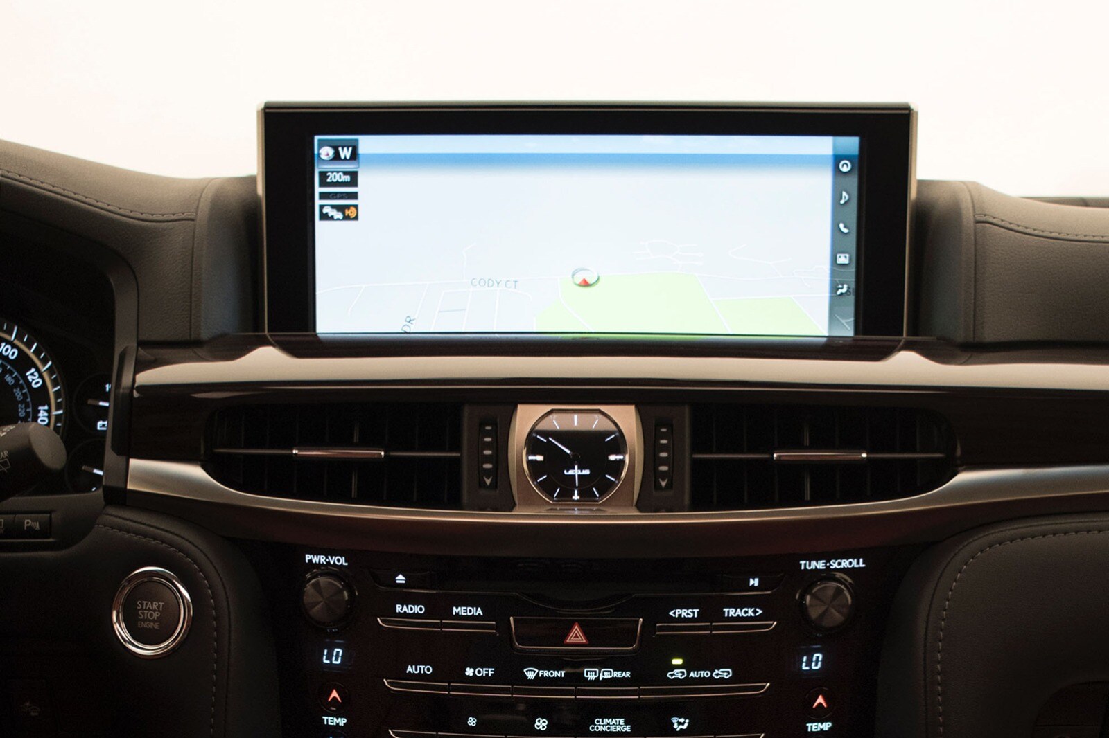 2017 Lexus LX 570 interior CC