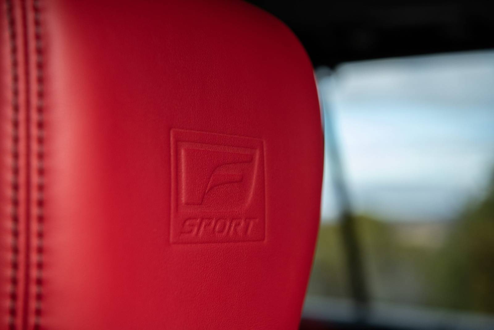 2022 Lexus LX 600 interior DETAIL