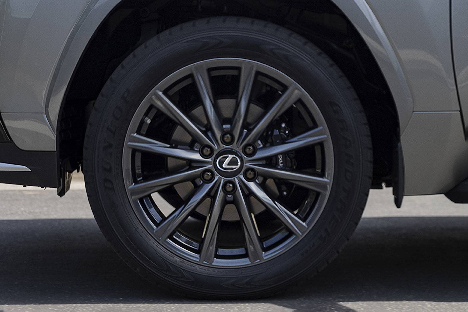 2024 Lexus LX — OEM photo 4