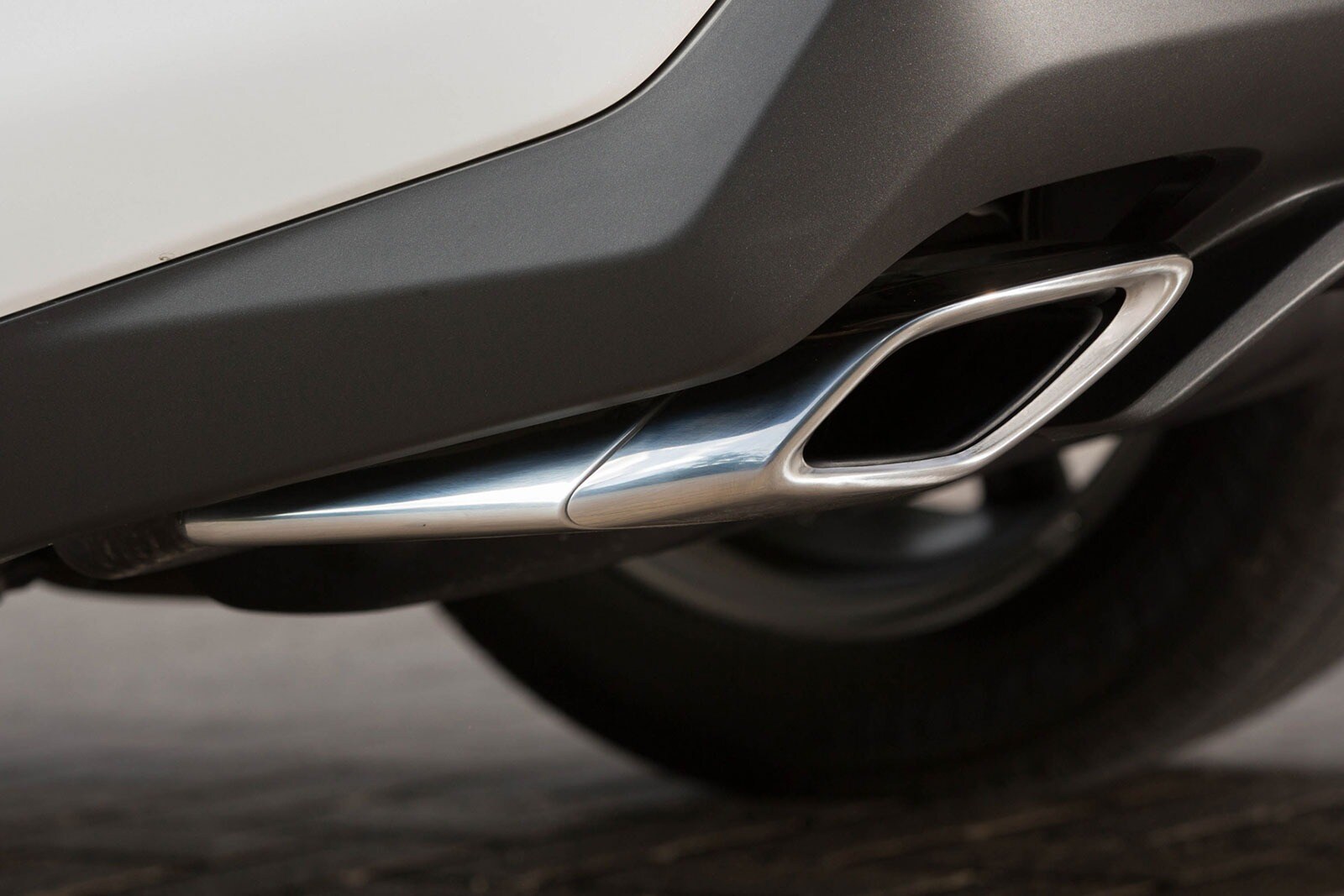 2015 Lexus Nx exterior EDETAIL