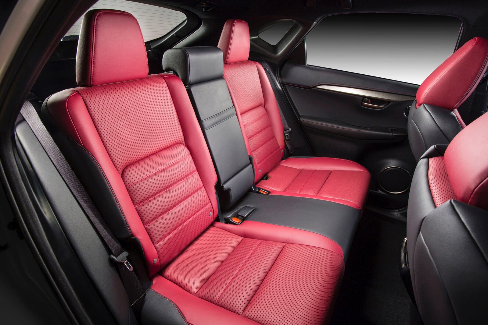 2016 Lexus Nx interior RI