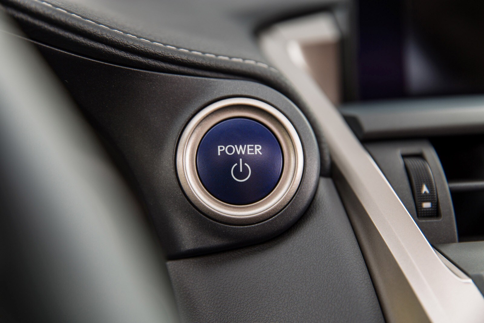 2016 Lexus Nx interior DETAIL