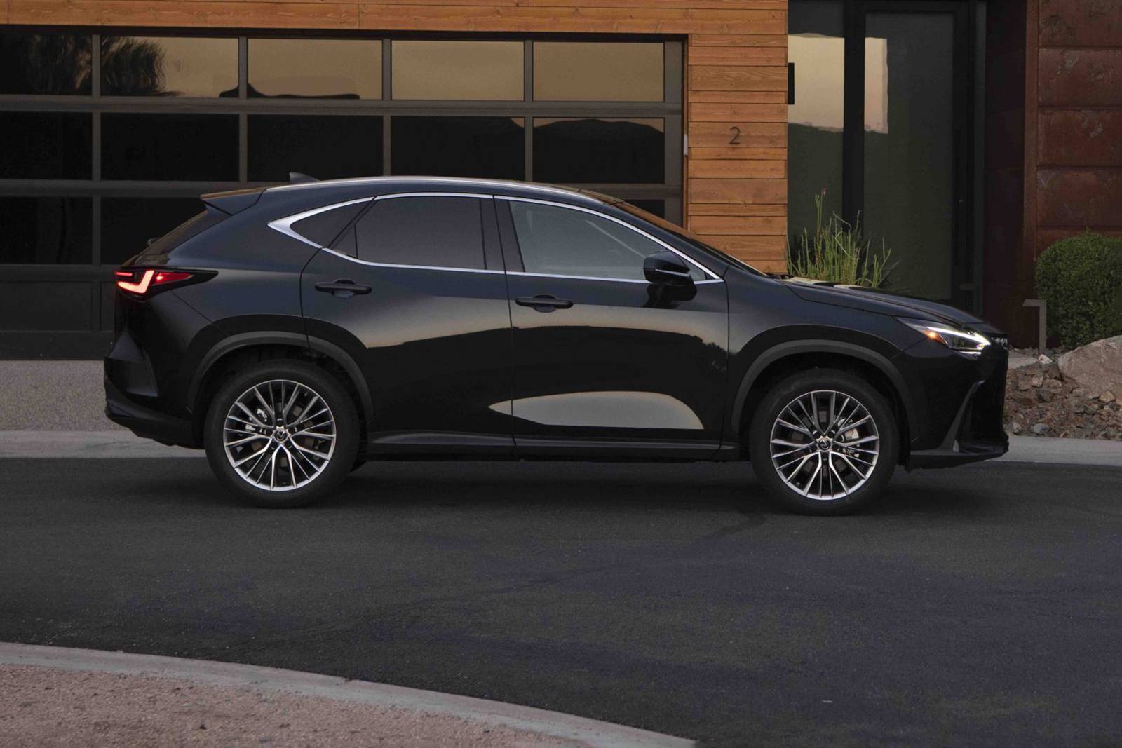 2022 Lexus Nx exterior S