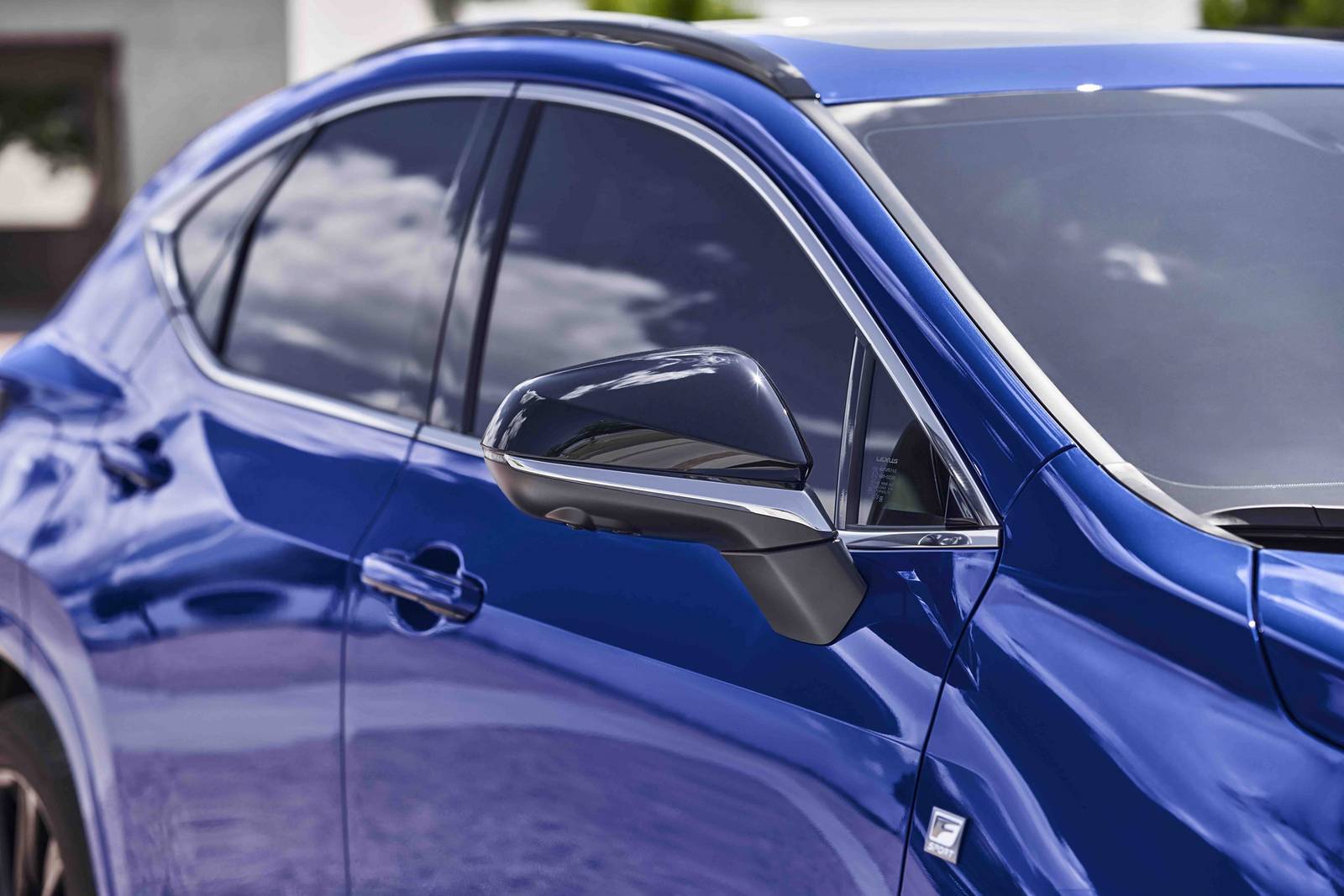 2025 Lexus Nx exterior EDETAIL