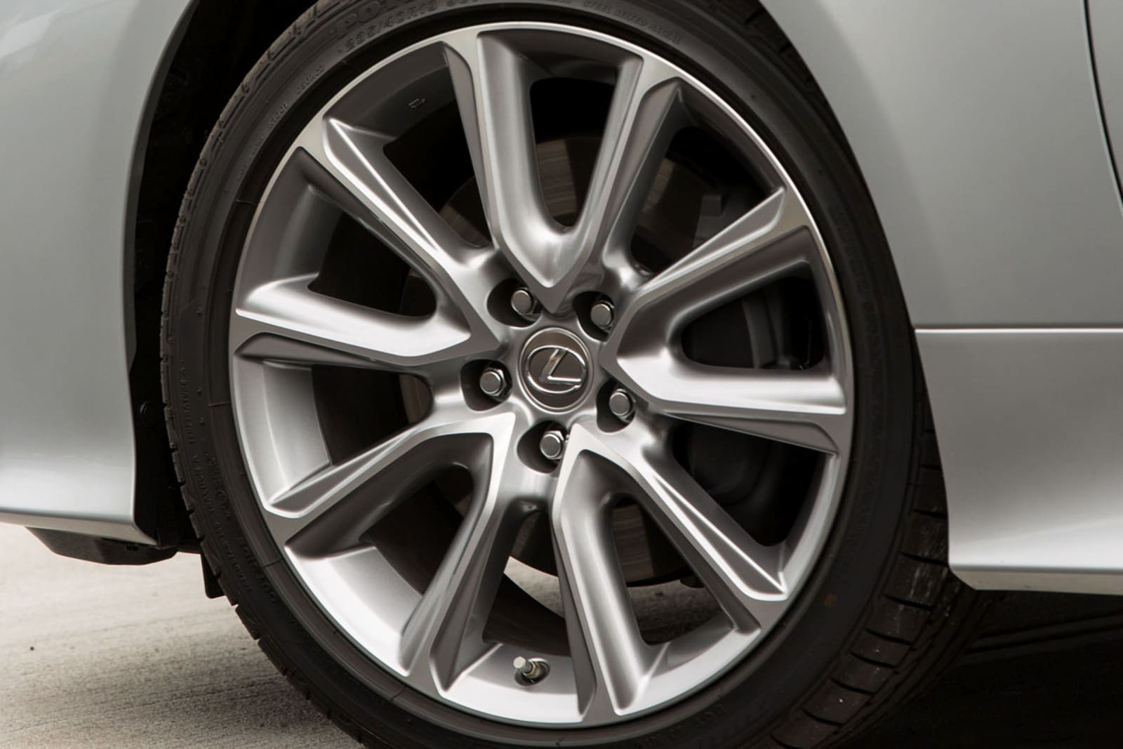 2015 Lexus Rc exterior W