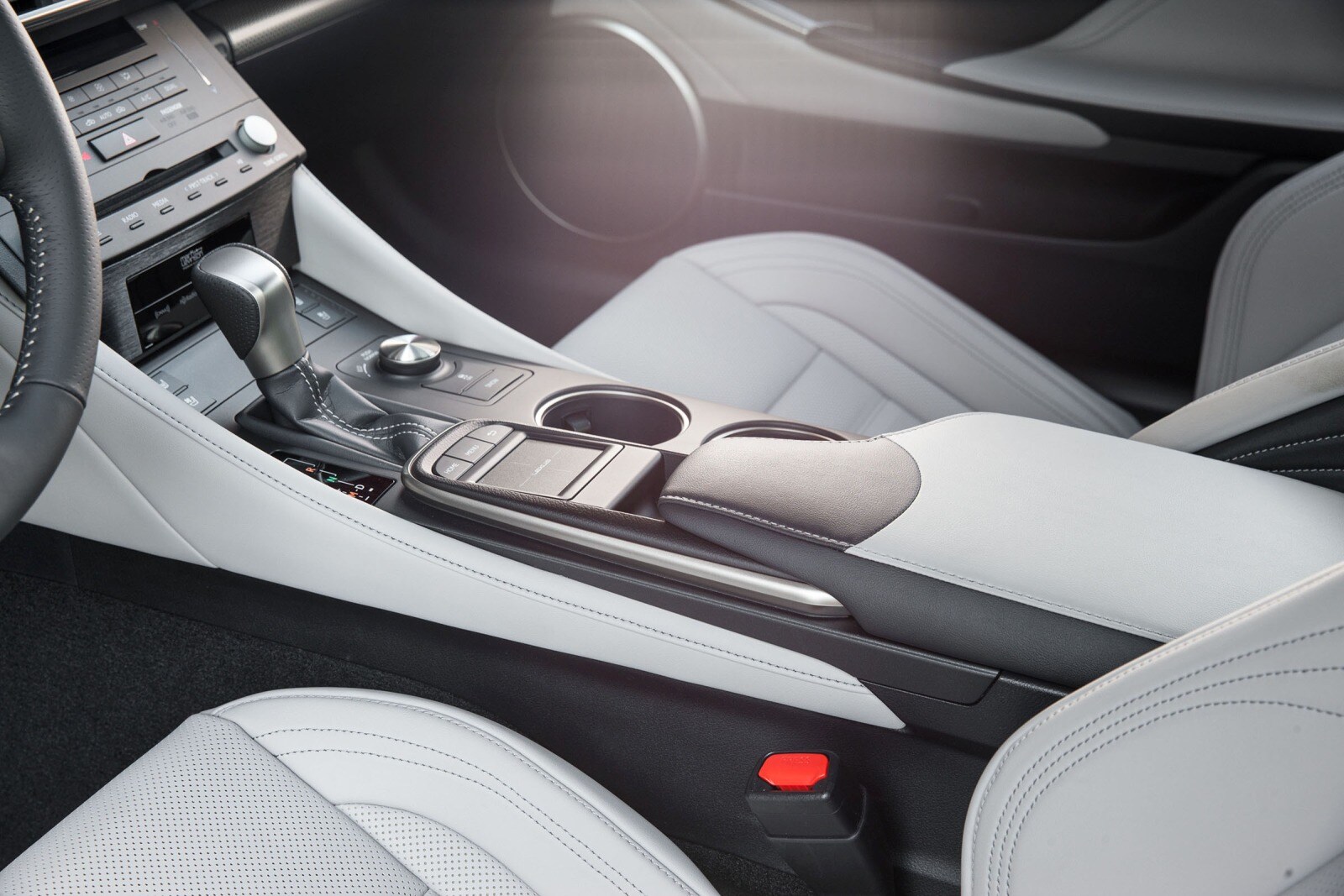 2016 Lexus RC 350 interior CC