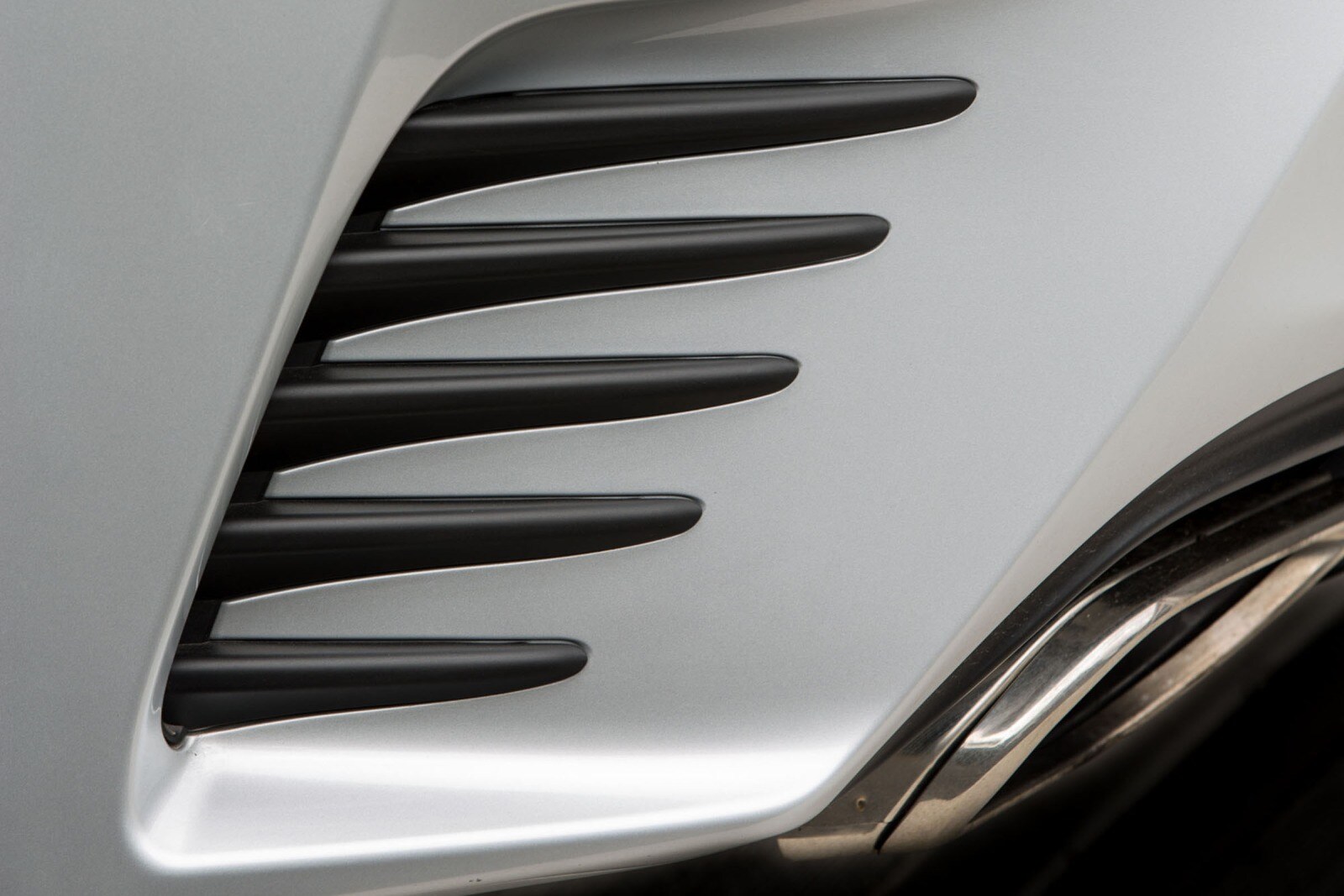 2017 Lexus RC 350 exterior EDETAIL