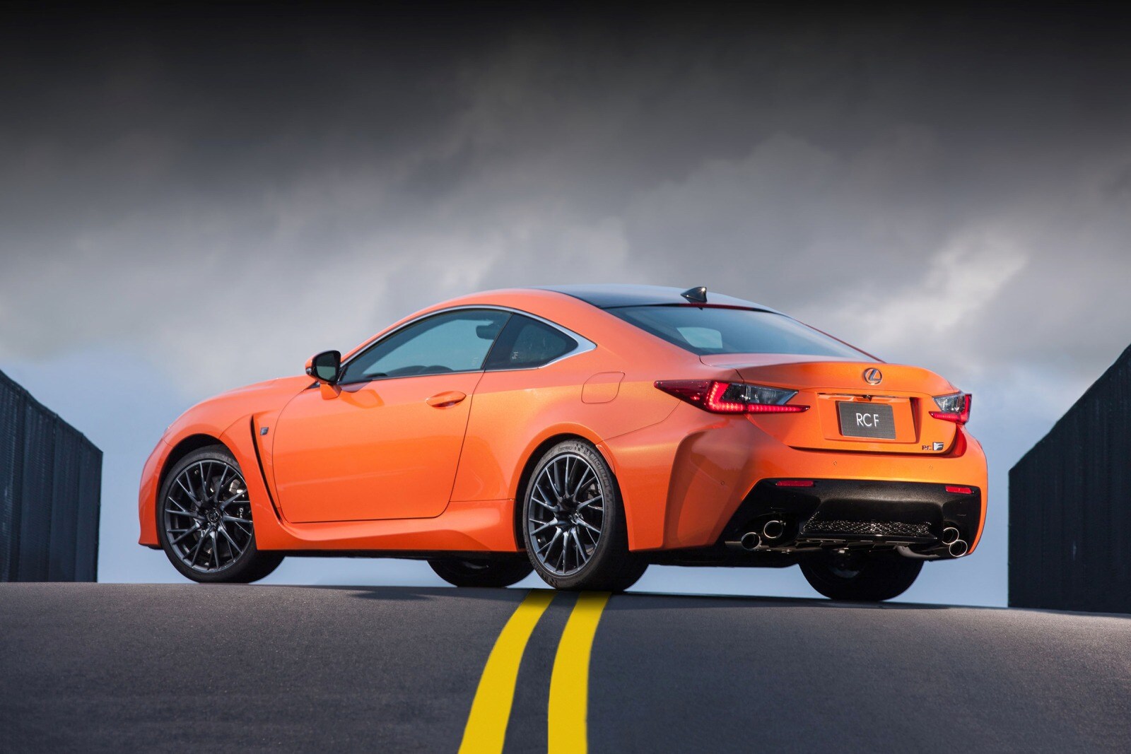 2017 Lexus RC F Coupe Exterior