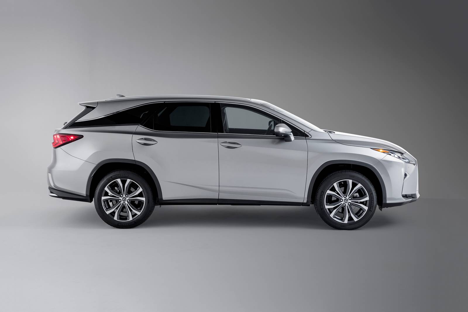 2018 Lexus Rx exterior FQ